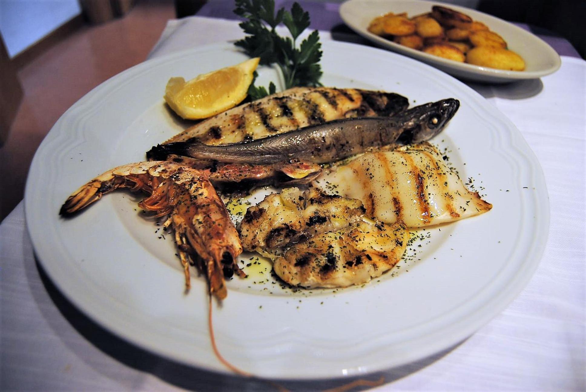 Hotel Ristorante Solelago Guardialfiera Buitenkant foto