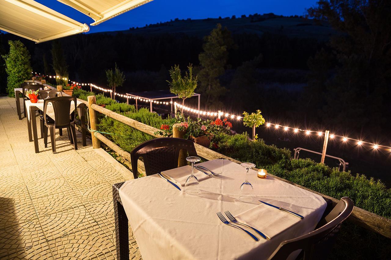 Hotel Ristorante Solelago Guardialfiera Buitenkant foto
